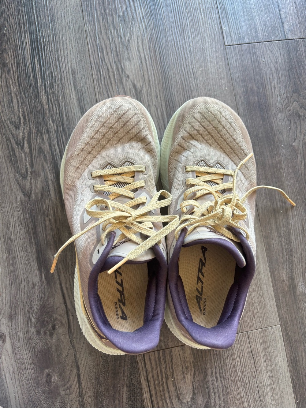 Altra Women's Running Shoes - Picture 4 of 6